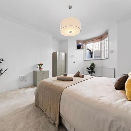 Harrods 2 Bed Lux Flat W/Patio Apartment London Ngoại thất bức ảnh