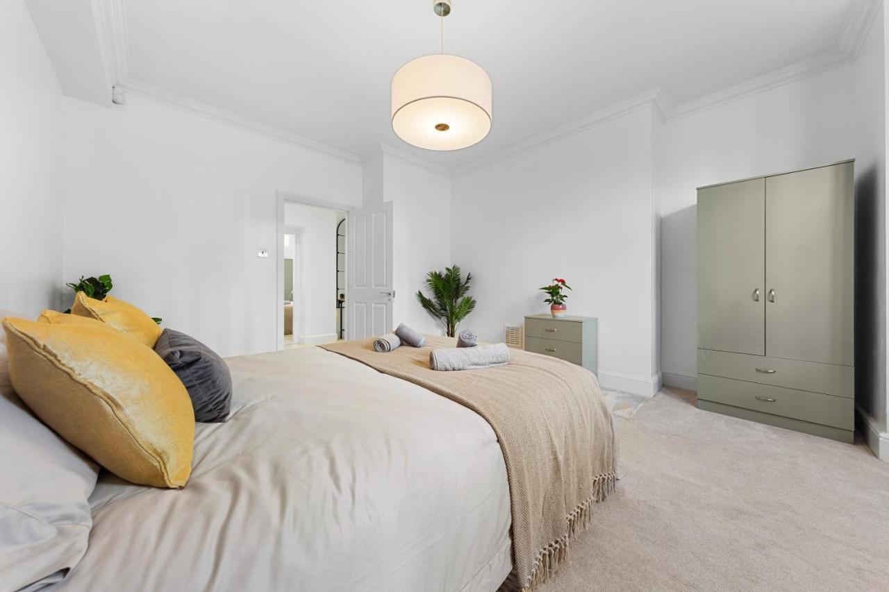 Harrods 2 Bed Lux Flat W/Patio Apartment London Ngoại thất bức ảnh